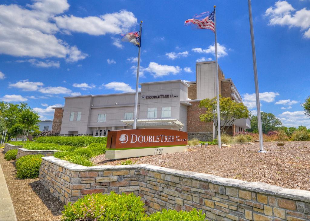 Doubletree By Hilton Hotel Raleigh - Brownstone - University Eksteriør bilde