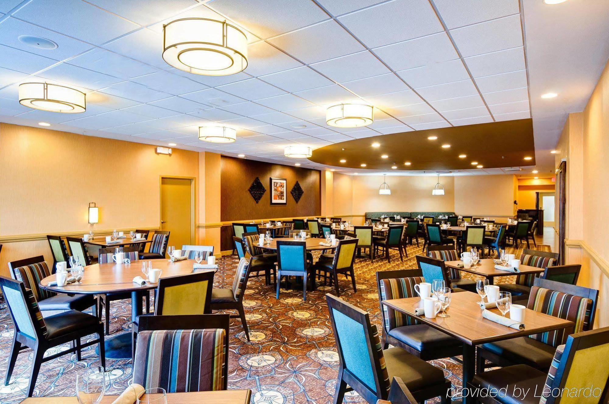 Doubletree By Hilton Hotel Raleigh - Brownstone - University Eksteriør bilde