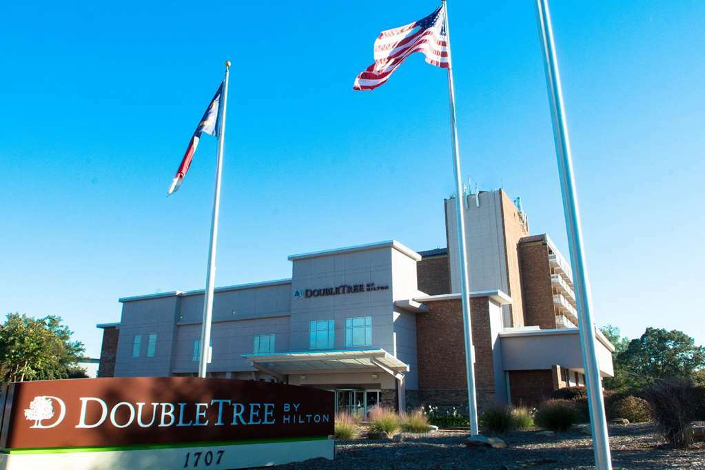 Doubletree By Hilton Hotel Raleigh - Brownstone - University Eksteriør bilde